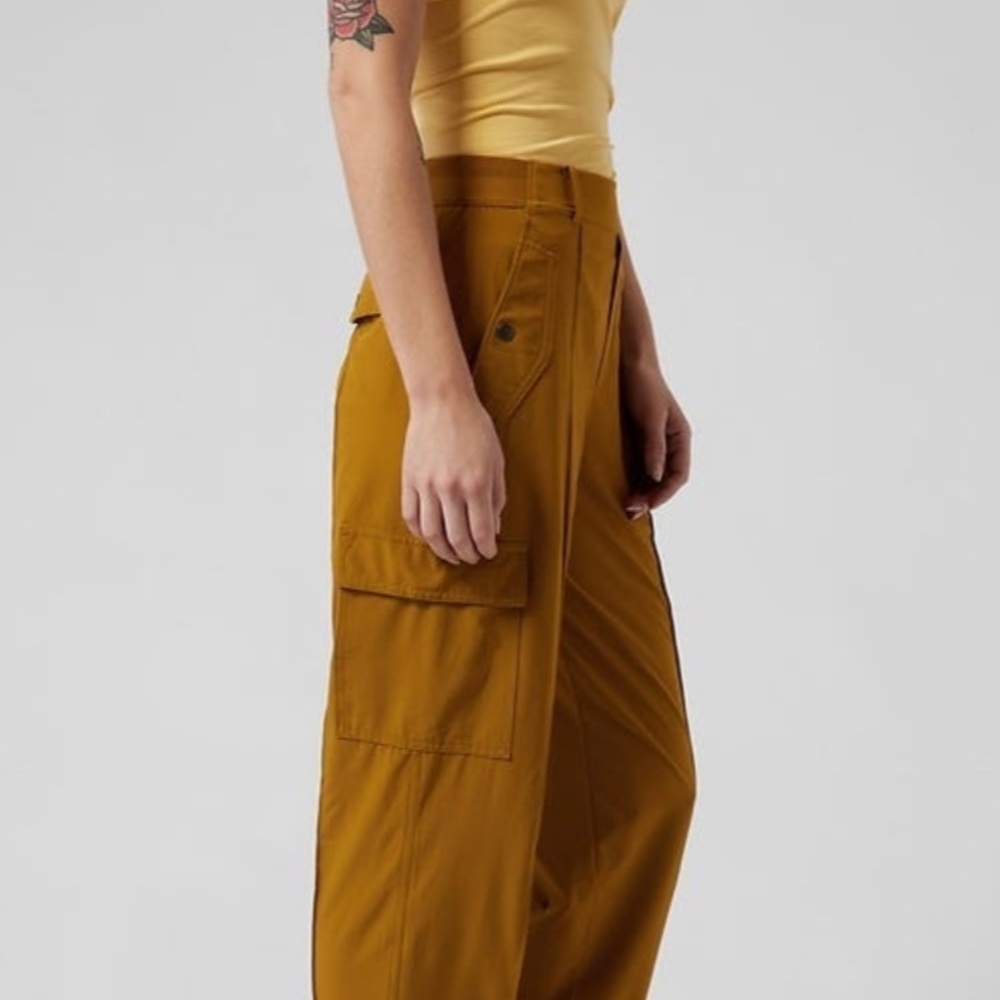Athleta Vienna Cargo Pant - Picture 4 of 9